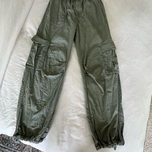 Abercrombie & Fitch Olive Cargo Pants